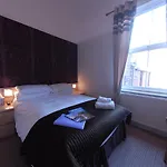 Chiltern Guest House